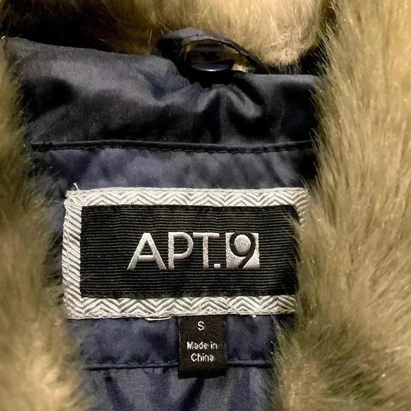 Apt. 9 Women’s Long Coat Puffer Jacket W/ Faux Fur trim Navy Sz. XS - Picture 8 of 8